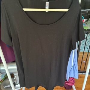 LuLaRoe Elegant Black Short Sleeve Top